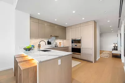 682 Atlantic Ave #44G, Boston, MA 02111 - Photo 3