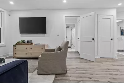 149 Charles St #6, Boston, MA 02114 - Photo 7