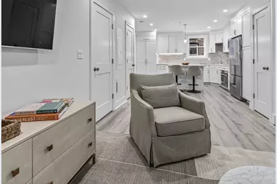 149 Charles St #6, Boston, MA 02114 - Photo 9