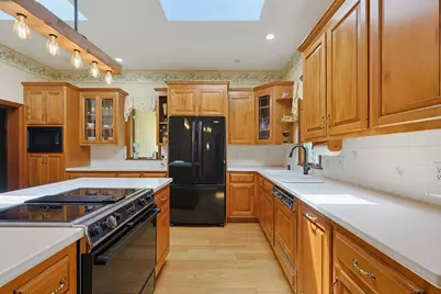 665 South St, Walpole, MA 02081 - Photo 11
