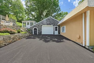 665 South St, Walpole, MA 02081 - Photo 33