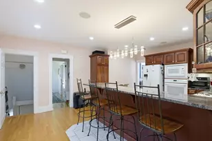 71 Circuit Rd, Dedham, MA 02026 - Photo 7