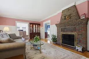 71 Circuit Rd, Dedham, MA 02026 - Photo 9