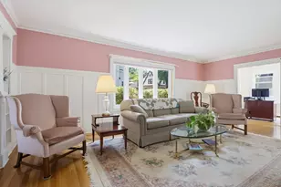 71 Circuit Rd, Dedham, MA 02026 - Photo 11