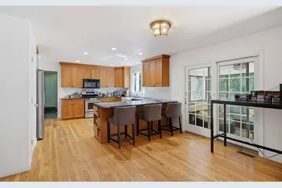 95 Mount Hope, North Attleboro, MA 02760 - Photo 9