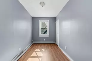 1272 Pleasant St, New Bedford, MA 02740 - Photo 11