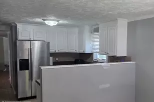 28 Fortier, Somerset, MA 02725 - Photo 5