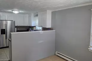 28 Fortier, Somerset, MA 02725 - Photo 3