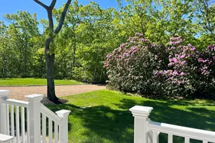 105 Whalers Walk, Edgartown, MA 02539 - Photo 3