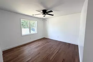 955 Crescent St, New Bedford, MA 02745 - Photo 9