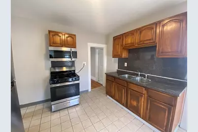 35 Wilcock  St, Boston, MA 02124 - Photo 5
