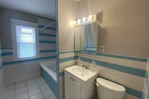 35 Wilcock St, Boston, MA 02124 - Photo 9