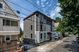 83 Bradstreet Ave, Revere, MA 02151 - Photo 15