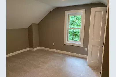 11 Cross St, Southborough, MA 01772 - Photo 15