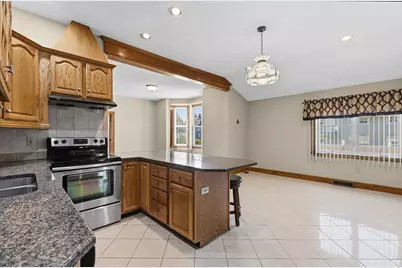 167 Center St, Ludlow, MA 01056 - Photo 9
