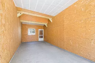 28 Hancock St, Fall River, MA 02721 - Photo 31