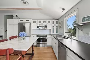 20 Burg Ave, Sandwich, MA 02563 - Photo 15