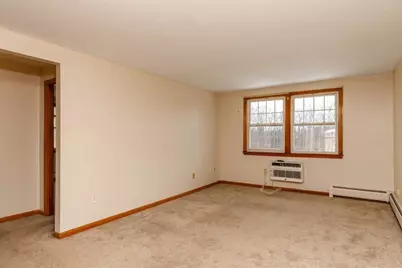 90 Ridgewood Lane #10, Gardner, MA 01440 - Photo 3