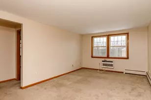 90 Ridgewood Ln, Gardner, MA 01440 - Photo 3