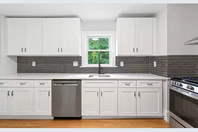 112 Woodstock #2, Somerville, MA 02144 - Photo 3