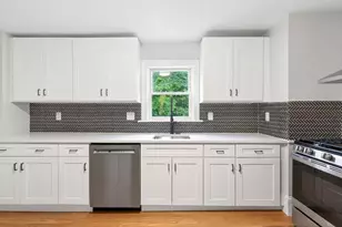 112 Woodstock, Somerville, MA 02144 - Photo 3