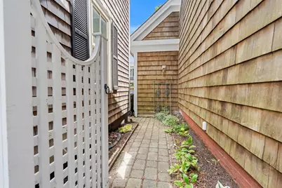 61 Marlboro Street, Newburyport, MA 01950 - Photo 9