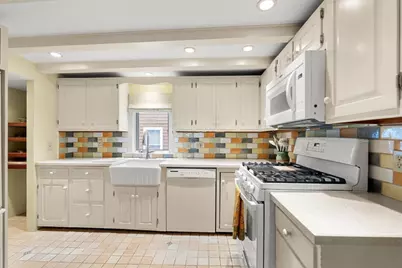 61 Marlboro Street, Newburyport, MA 01950 - Photo 17