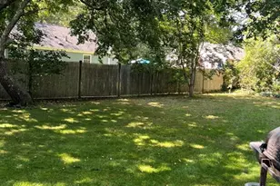 25 Centerville Ave, Barnstable, MA 02632 - Photo 15