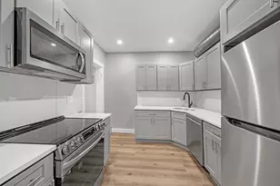 858 Huntington, Boston, MA 02115 - Photo 9
