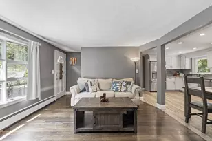 6 Mackin St, Hudson, MA 01749 - Photo 5