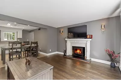 6 Mackin St, Hudson, MA 01749 - Photo 3