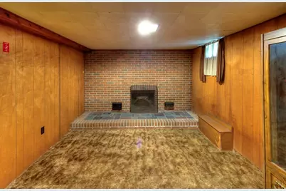 131 Hartford Tpke, Shrewsbury, MA 01545 - Photo 25