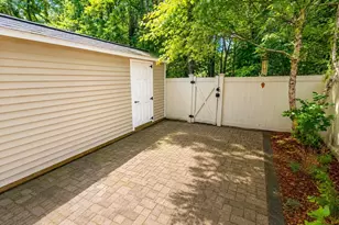 708 Windsor Dr, Framingham, MA 01701 - Photo 9