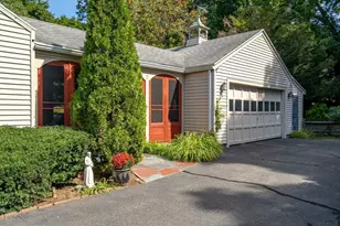 139 Burbank Rd, Longmeadow, MA 01106 - Photo 3