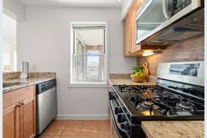 20 Chestnut St #406, Cambridge, MA 02139 - Photo 5