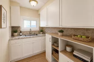 33 S Whipple St, Lowell, MA 01852 - Photo 11