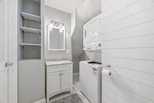 693 E 7th St, Boston, MA 02127 - Photo 7