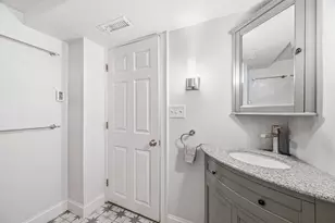 693 E 7th St, Boston, MA 02127 - Photo 11