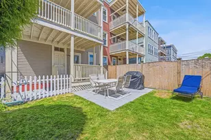 693 E 7th St, Boston, MA 02127 - Photo 15