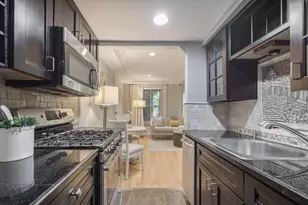 80 Mt Vernon, Boston, MA 02108 - Photo 5