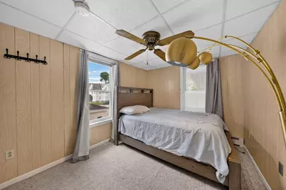 84 Lowell St, Methuen, MA 01844 - Photo 21