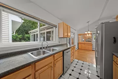 50 Franklin St, Brookline, MA 02445 - Photo 9
