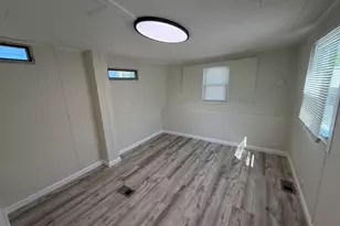 350 West St, Ludlow, MA 01056 - Photo 9