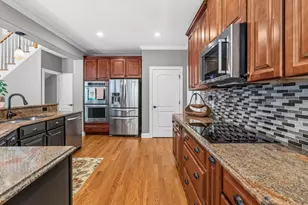 17 Bissonnette Cir, Southampton, MA 01073 - Photo 11
