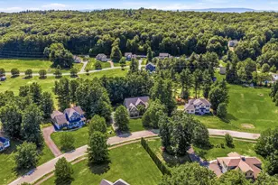 17 Bissonnette Cir, Southampton, MA 01073 - Photo 5