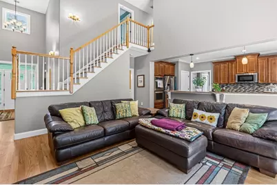 17 Bissonnette Cir, Southampton, MA 01073 - Photo 9