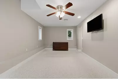30 Saint Martin Street, Fitchburg, MA 01420 - Photo 11