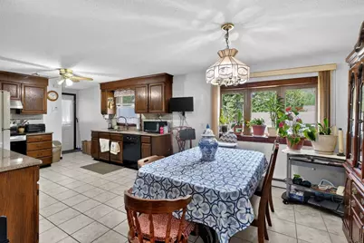 246 Tolpa Cir, Chicopee, MA 01020 - Photo 7