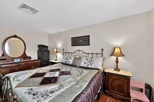 246 Tolpa Cir, Chicopee, MA 01020 - Photo 9