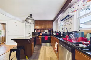 85 Alfred Lord Blvd, Taunton, MA 02780 - Photo 13